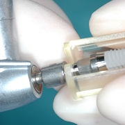 ハートフルにわの歯科医院 インプラントシステム